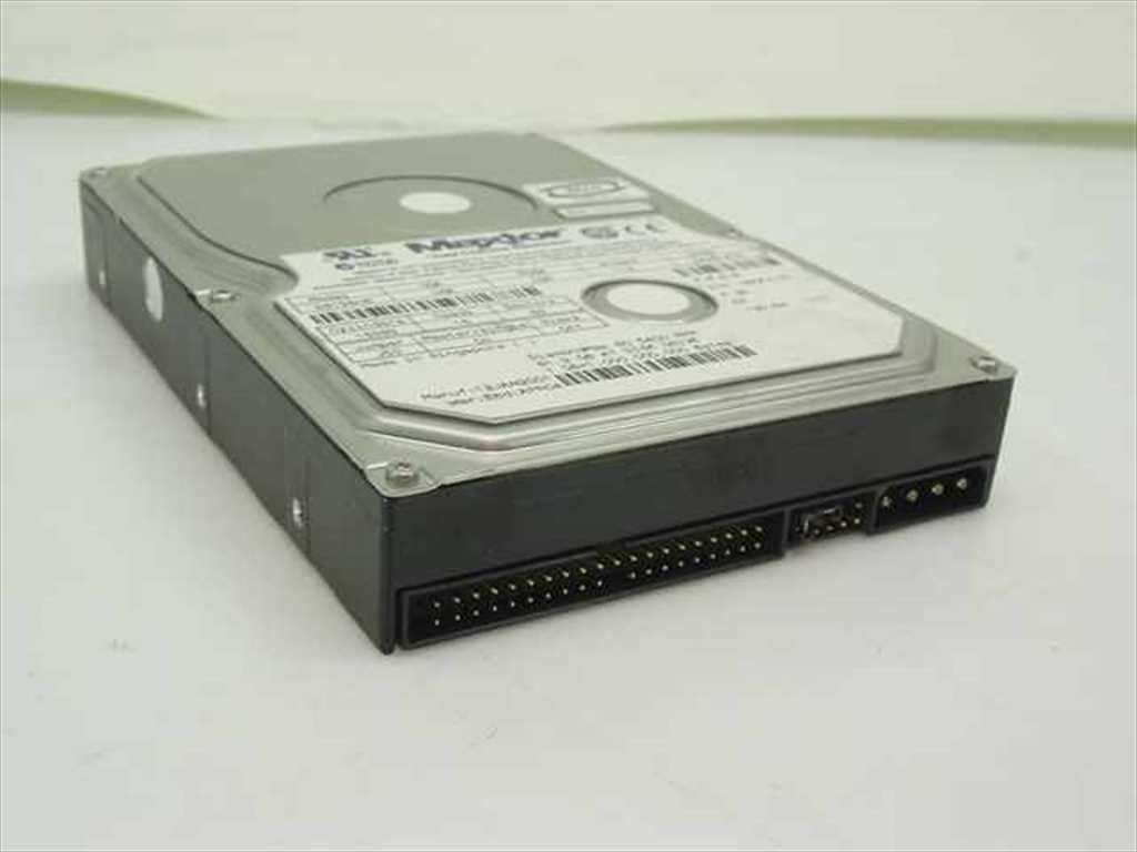 Maxtor 98196H8 81.9GB IDE Hard Drive 3.5" DiamondMax 80 5400RPM Compaq