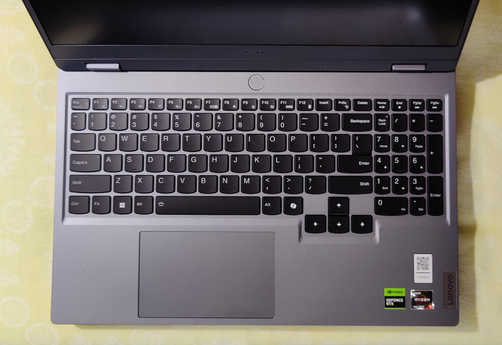 Lenovo LOQ 15ARP9 16" Ryzen 5 7235HS 32GB DDR5 1Tb NVM SSD RTX 4050 Windows 11