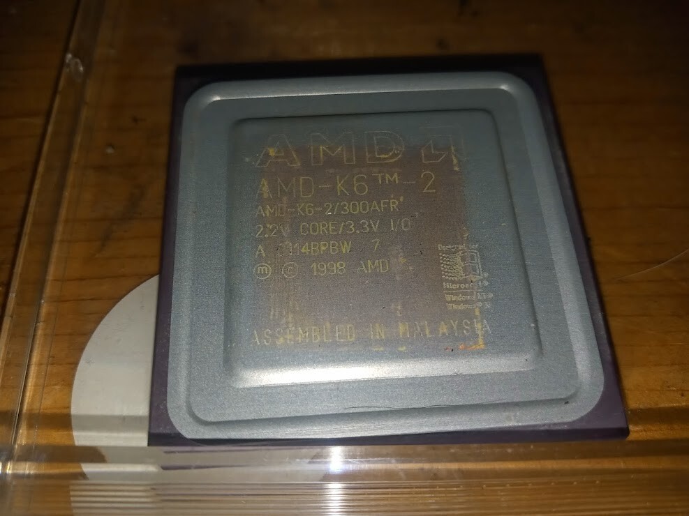 Vintage AMD-K6-2 300AFR 2.2V Core 3.3V I/O CPU W/ HEATSINK AND FAN