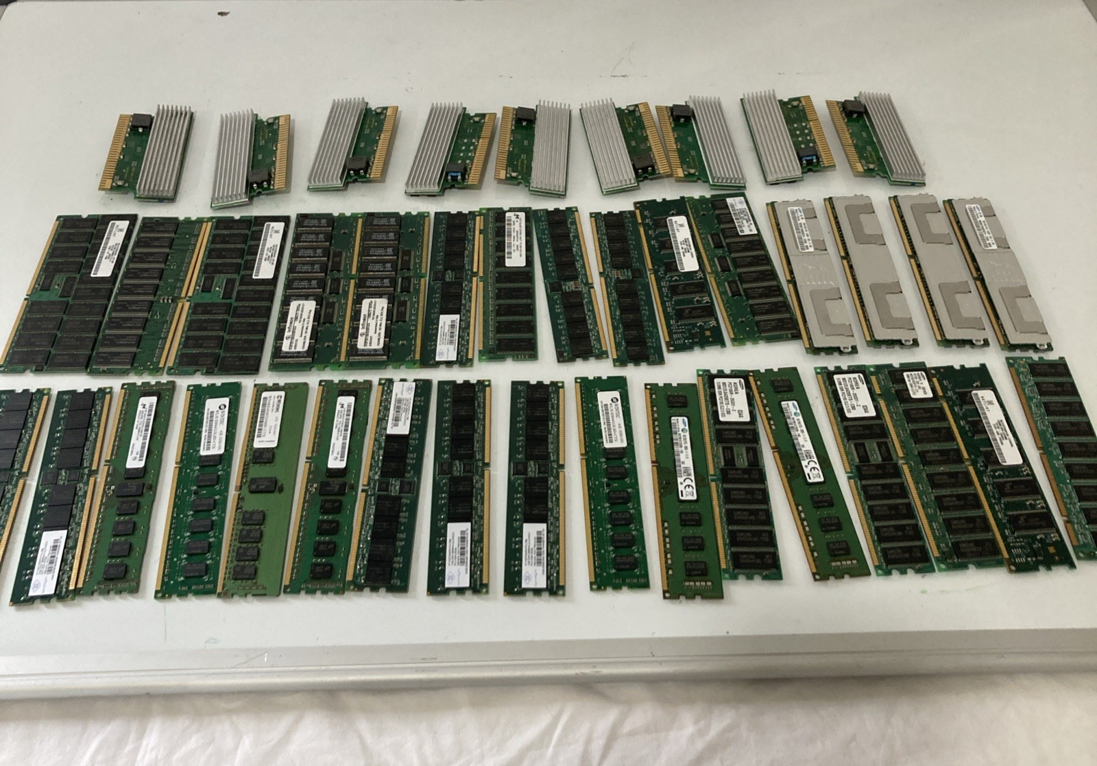 Memory Ram Hard-drive Lot (41) Computer Breakdown Netlist Samsung Nanya Wintec