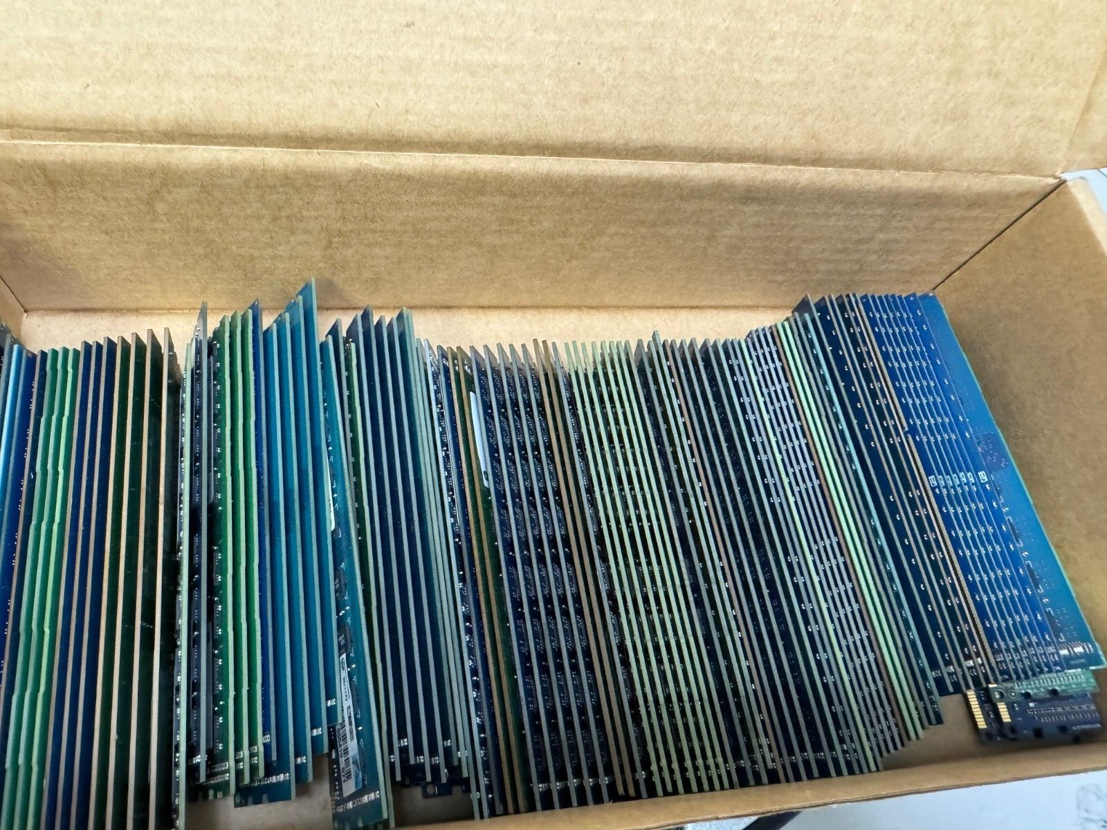 Lot of 100 Mixed Brand SAMSUNG KINGSTON SK HYNIX MICRON HYNIX RAMAXEL 4GB DDR3