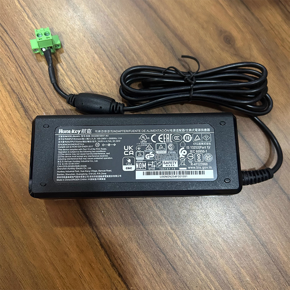 Huntkey 90W 19V 4.74A Charger Power Supply AC Adapter