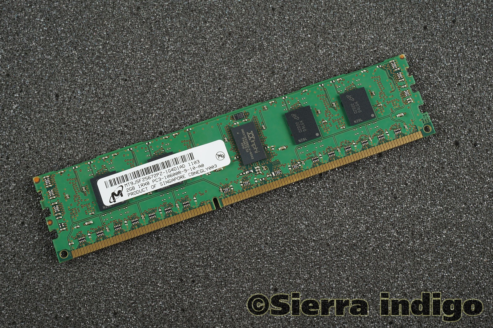 MT9JSF25672PZ-1G4D1AD PC3-10600R-9-10-A0 2GB Server Memory RAM