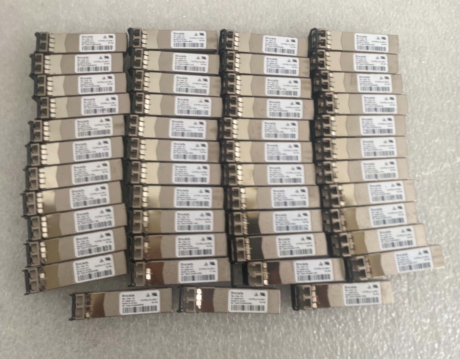 Lot (47) Brocade 4GB SW Fibre Channel SFP 57-1000013-01 XBR-000139 Optics