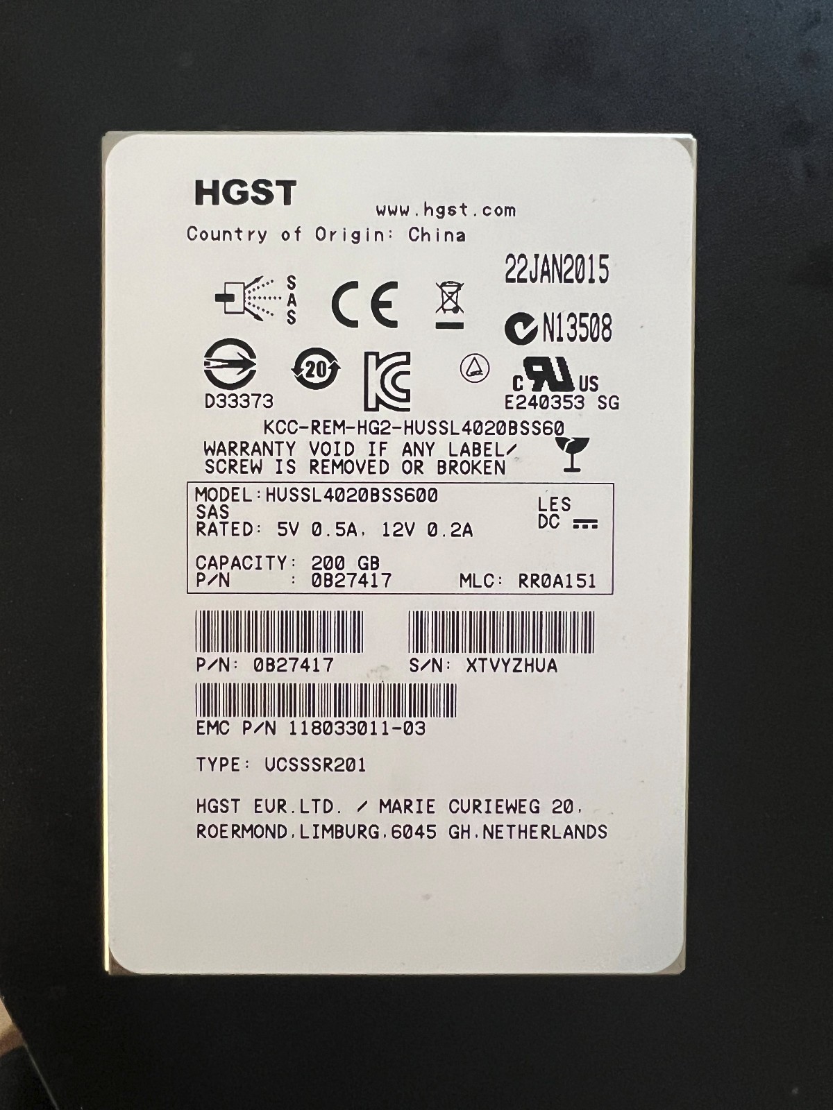 HGST HUSSL4020BSS600 200GB 2.5" 6Gb/s SAS Solid State Drive EMC P/N:118033011-03