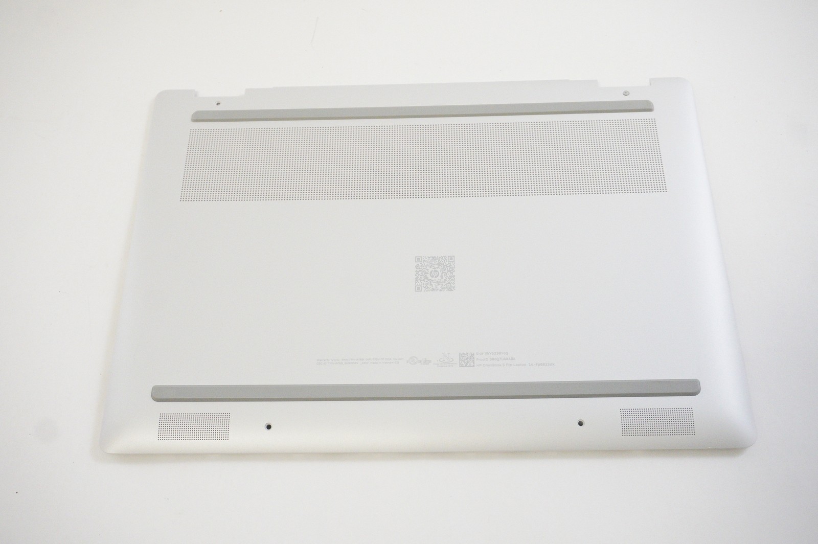 P35310-001 Hp Bottom Base Cover Glacier Silver 14-FP0023DX