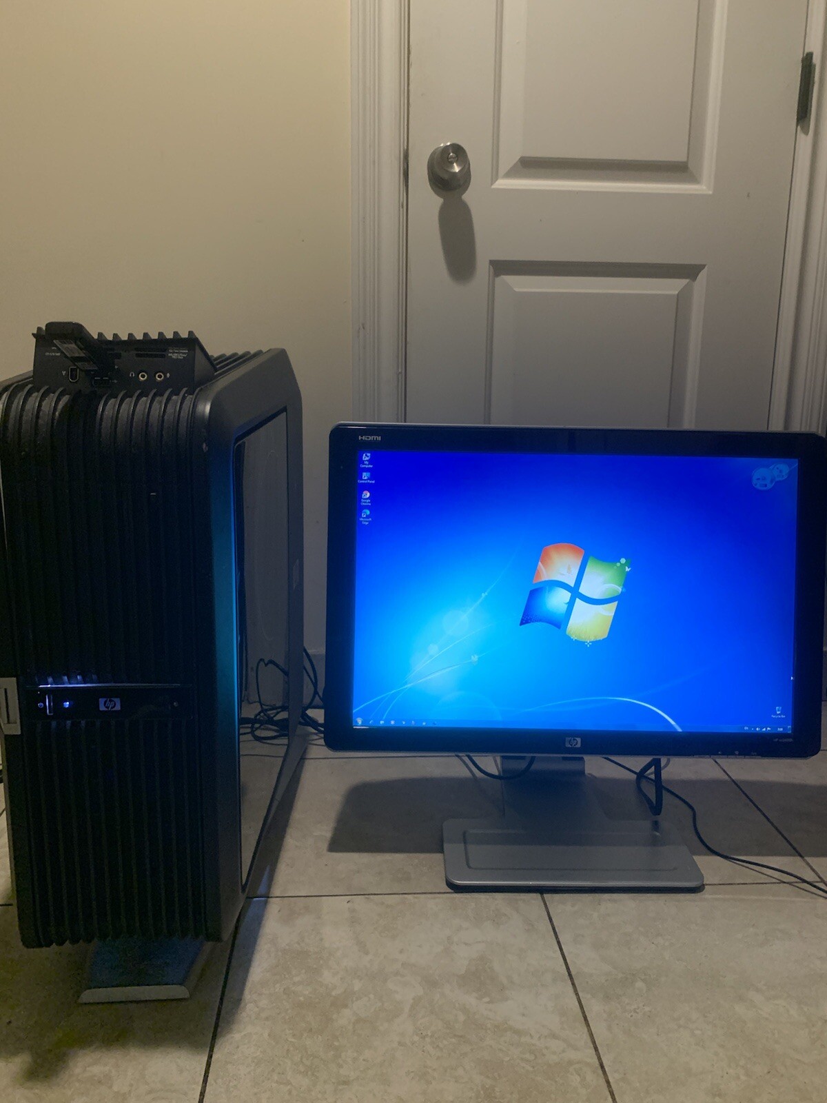 HP Blackbird 002+And HP Monitors Great Combines Value