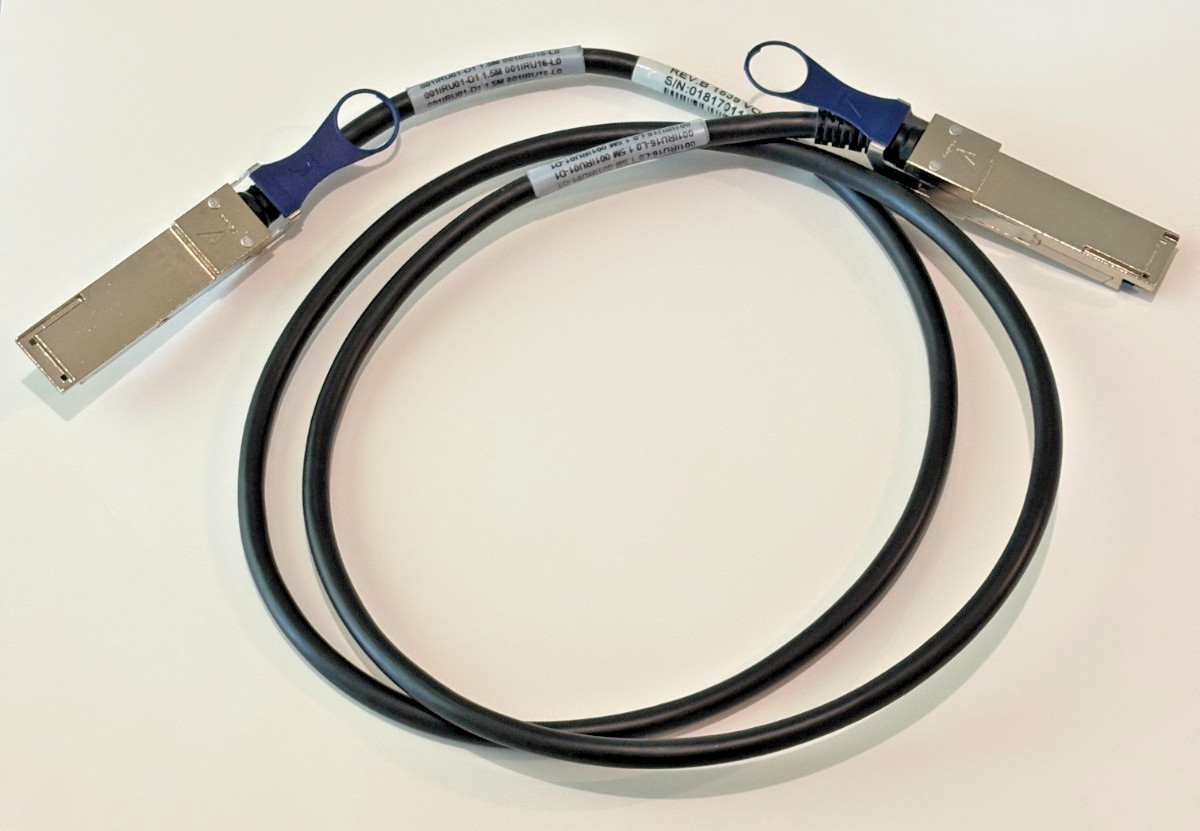 HP 018-1701-002 SPS-Cable NLink 4X/QSFP 1.5m for HPE Integrity MC990 X Server *