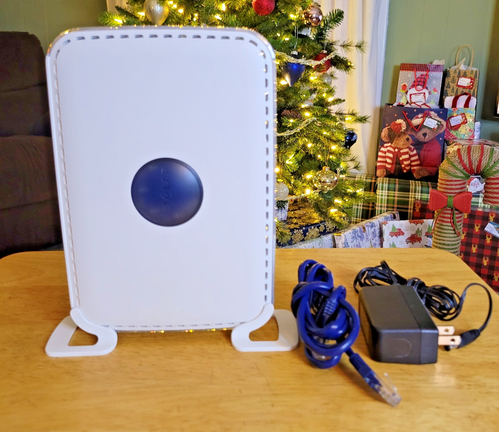 NETGEAR RangeMax Wireless Router WPN824 G MIMO  Tested