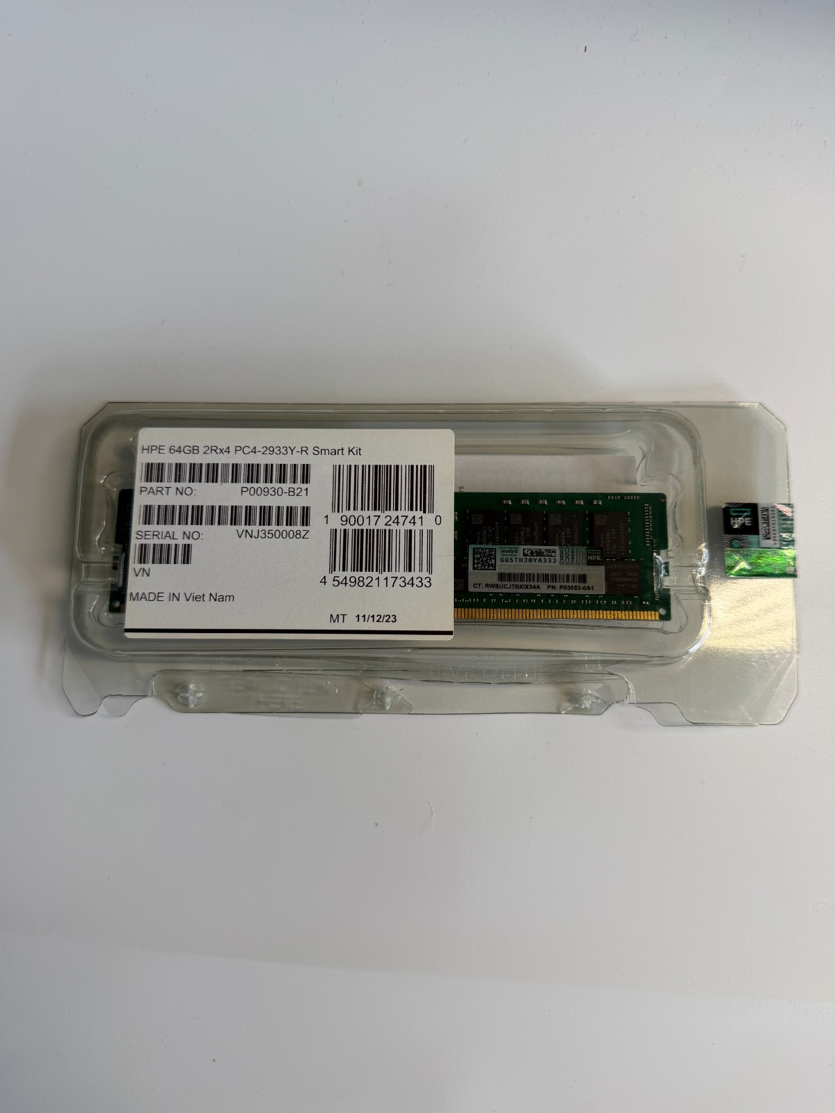 NEW SEALED HPE P00930-B21 64GB 2Rx4 DDR4-2933 PC4-2933Y-R Smart Memory