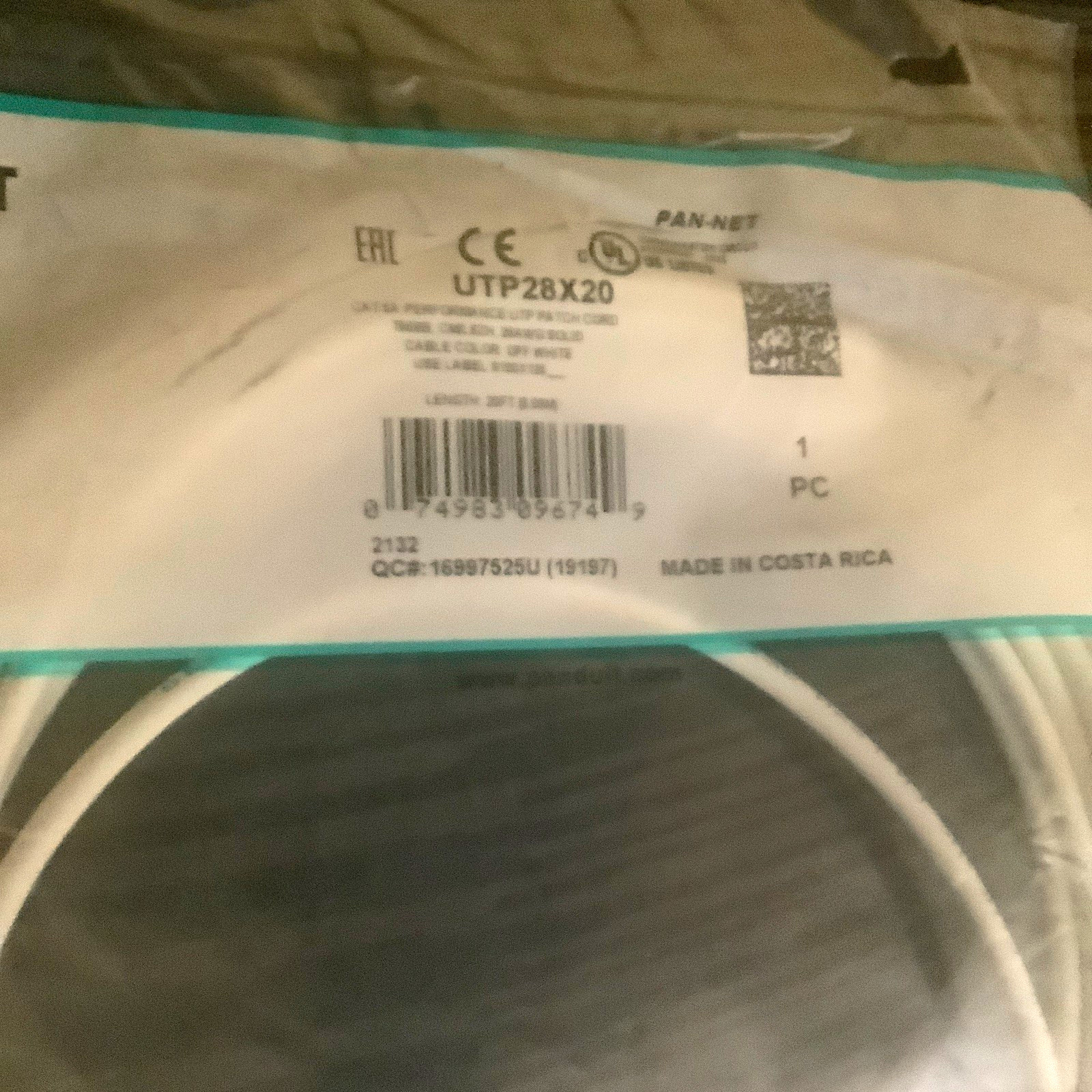 Panduit UTP28X20 RJ-45 Ethernet Patch Cable 20 ft White Round UTP Network