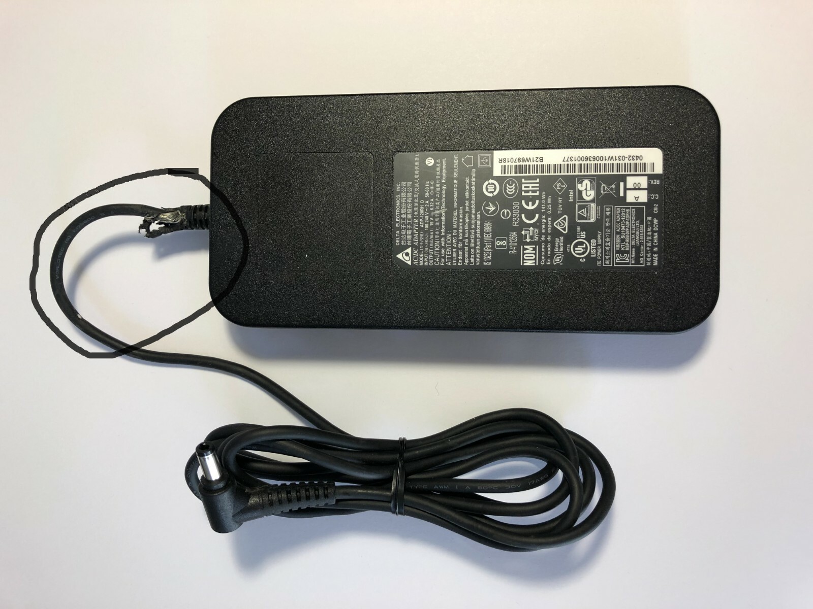 Delta Electronics MSI ADP-120RH D 120 Watt 19V 6.32A Ac Adapter - "For parts"