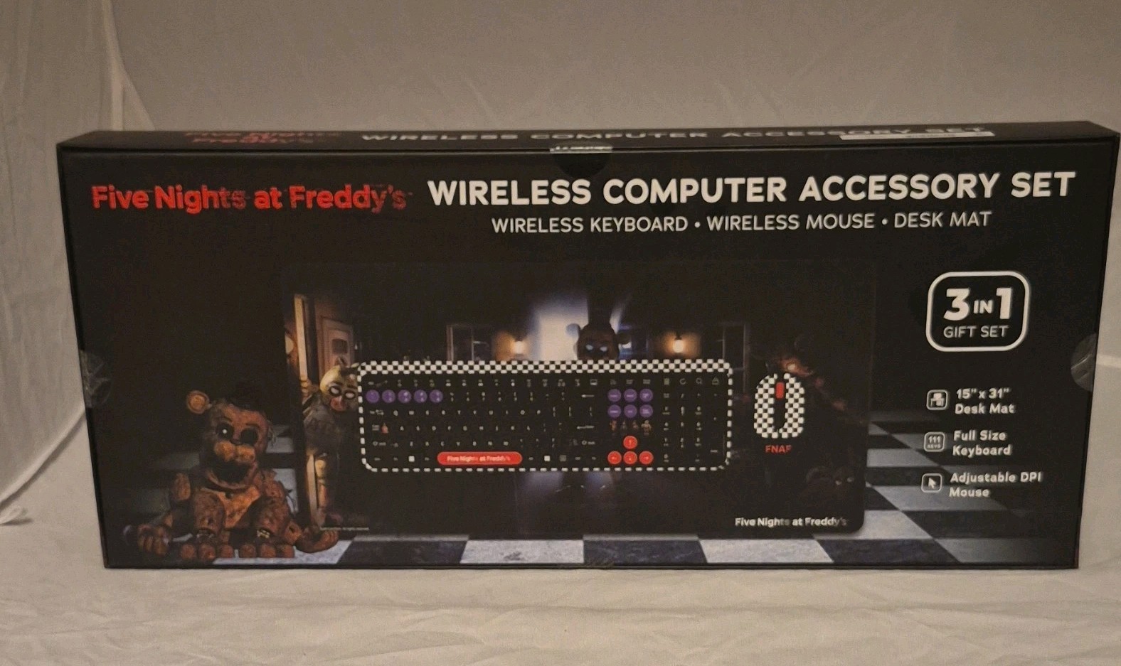 Five Nights at Freddy's Wireless Keyboard Mouse Desk Mat Set, Adjustable DPI