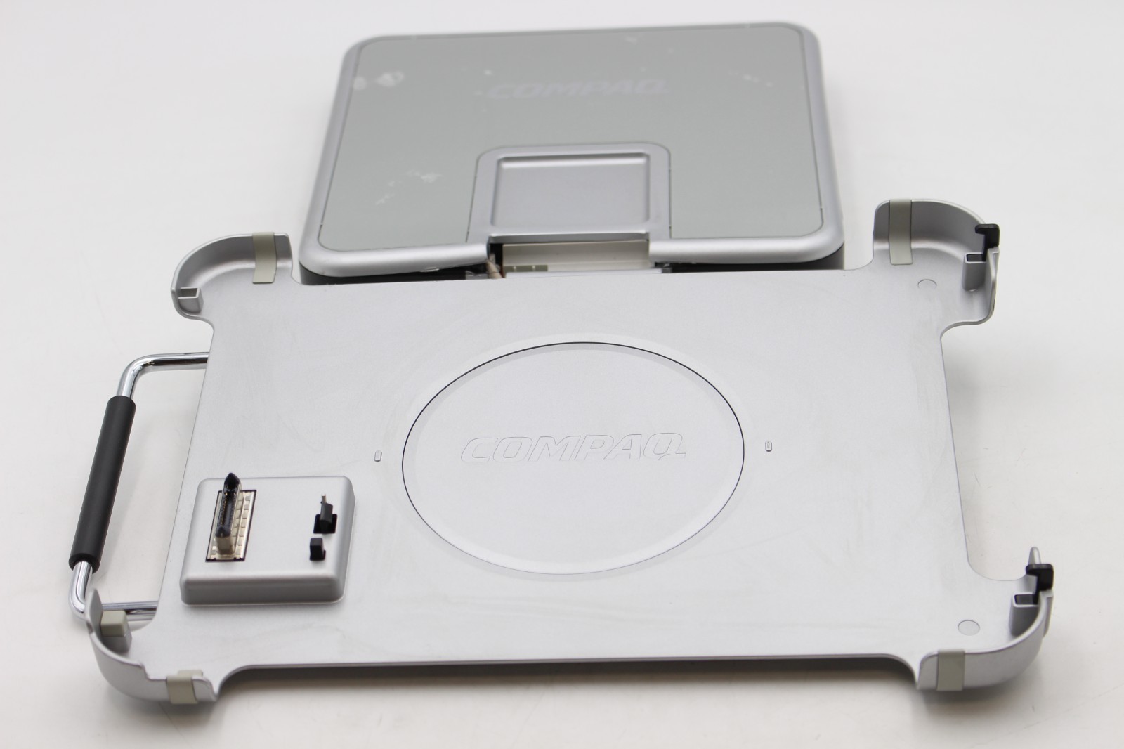HP Compaq Docking Station for TC1000 TC1100 Tablet PC 302737-011 SERIES PP3006
