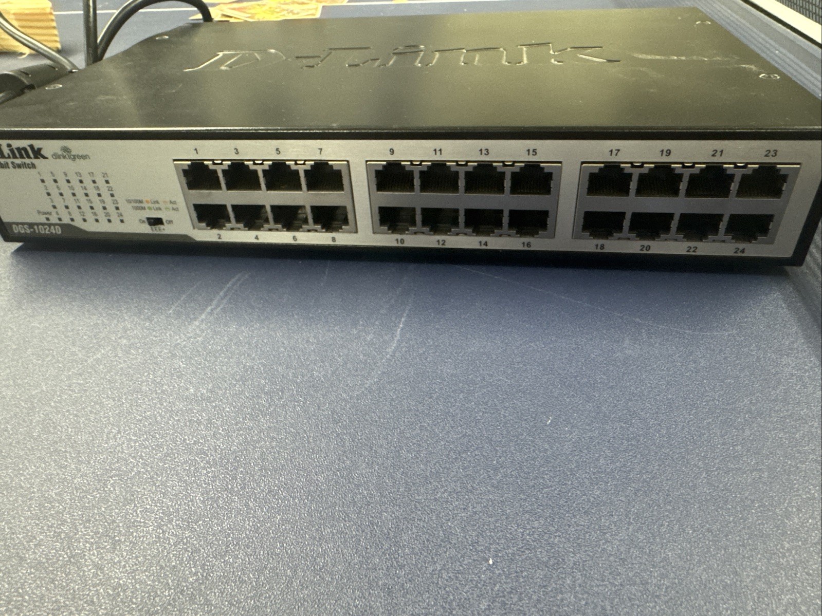 D-Link  DGS (DGS-1024D) 24-Ports External Switch