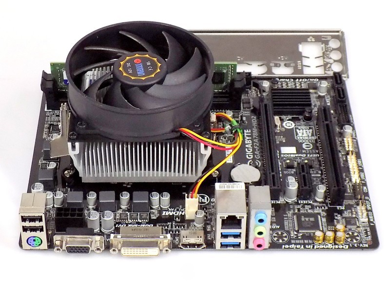 Motherboard CPU RAM Retro Bundle: Gigabyte GA-F2A78M-HD2 / AMD A8-7650K / 8GB DDR3