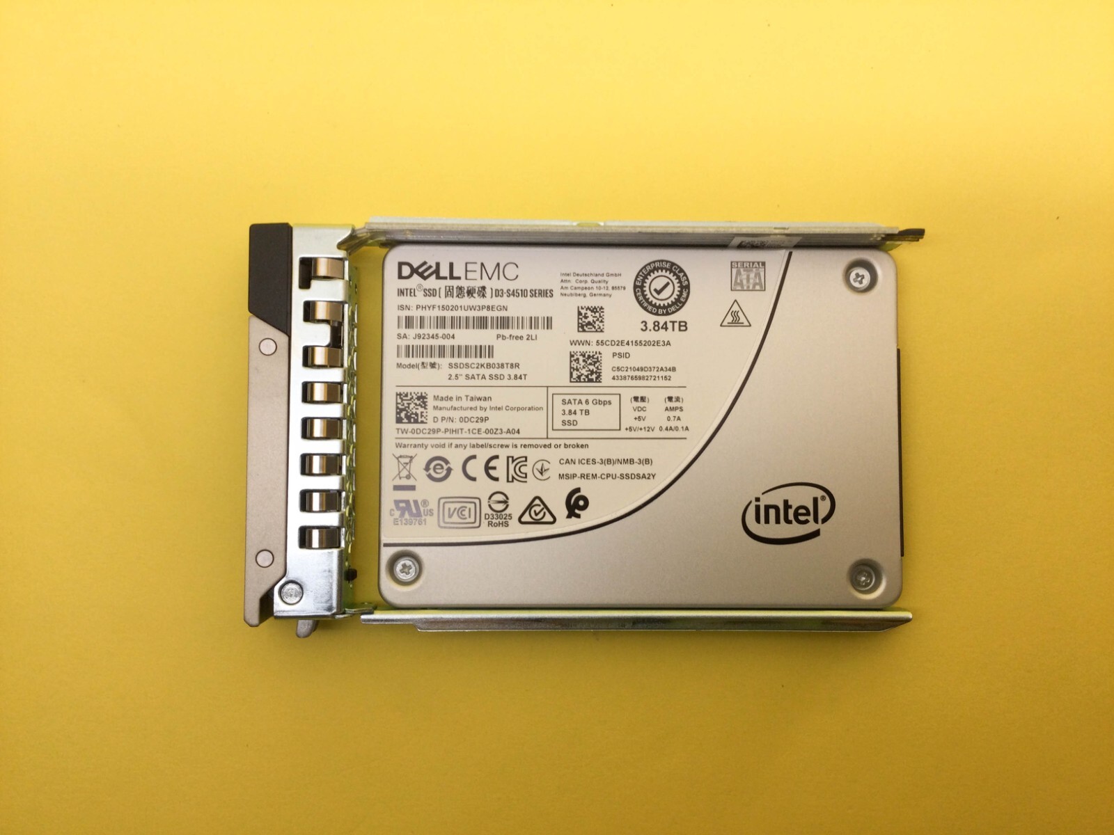 DC29P Dell Intel D3-S4510 3.84TB SATA 6Gb/s 2.5'' SSD 0DC29P SSDSC2KB038T8R