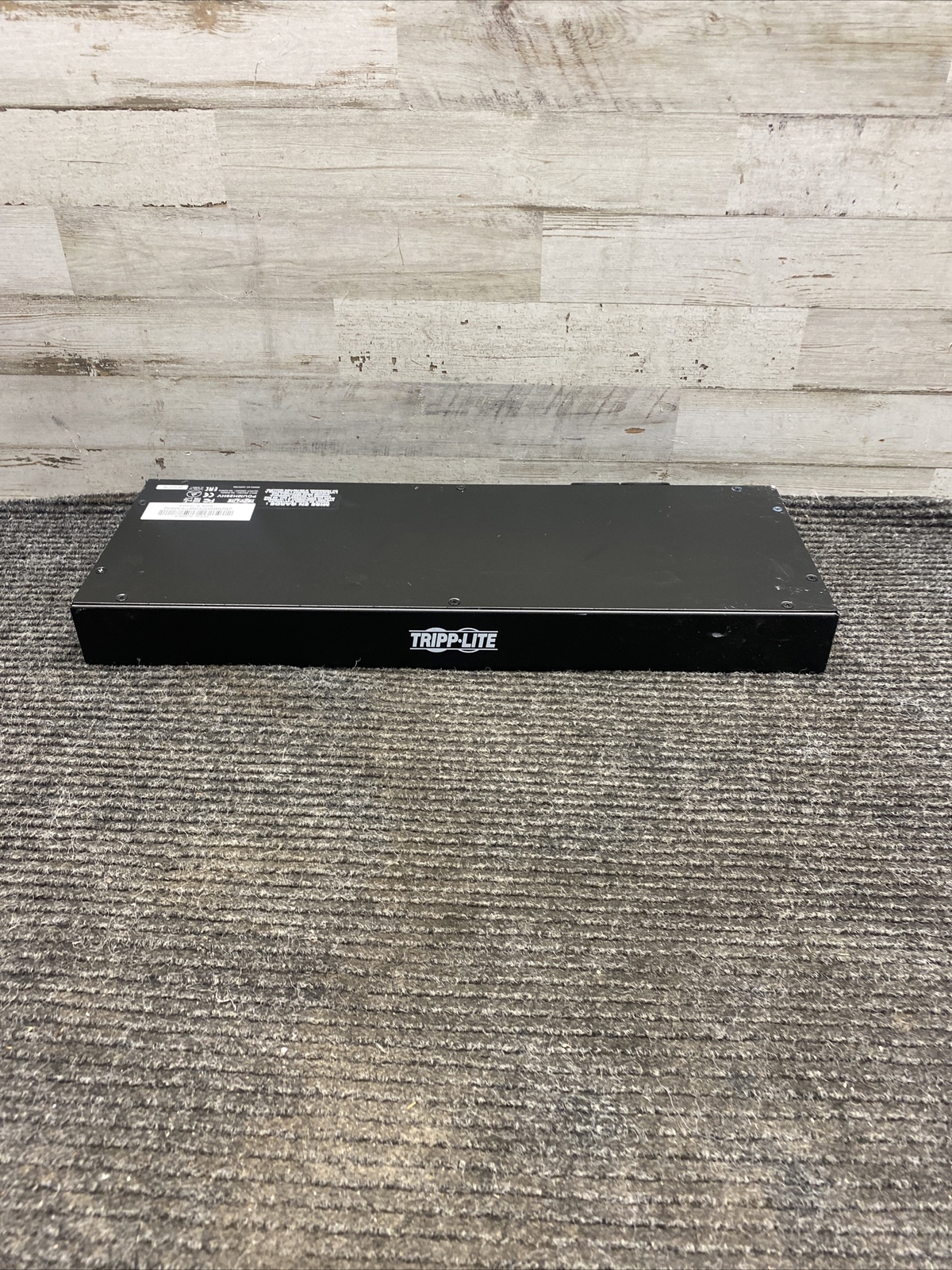 NOS Tripp Lite Metered PDUMH20HV 10-Outlets PDU (ER)