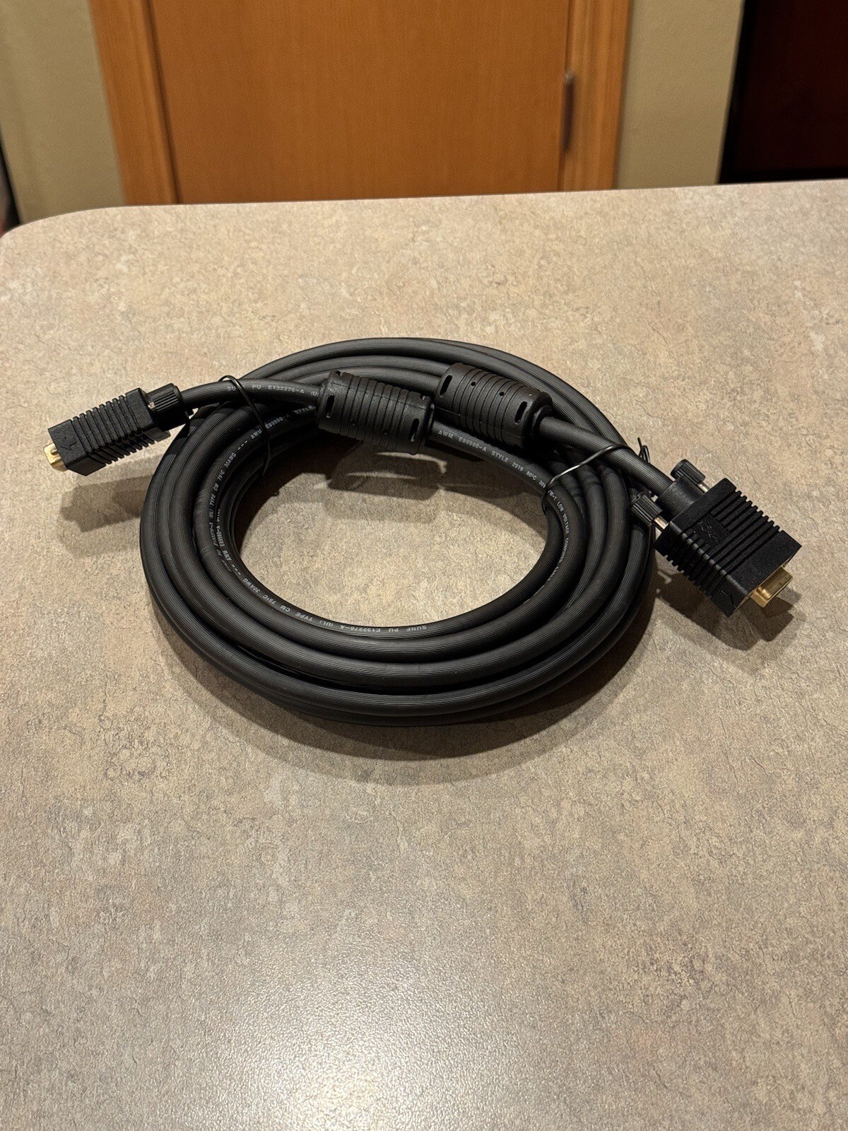 VGA COMPUTER CABLE 30AWG - AWM E89980-Tripp Lite STYLE 2919 - 25’ Length