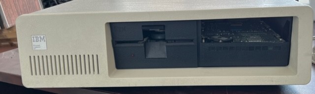 IBM XT 5160 PC Personal Computer Retro Gaming As Is NO PWR VINTAGE*AMAZING DEAL