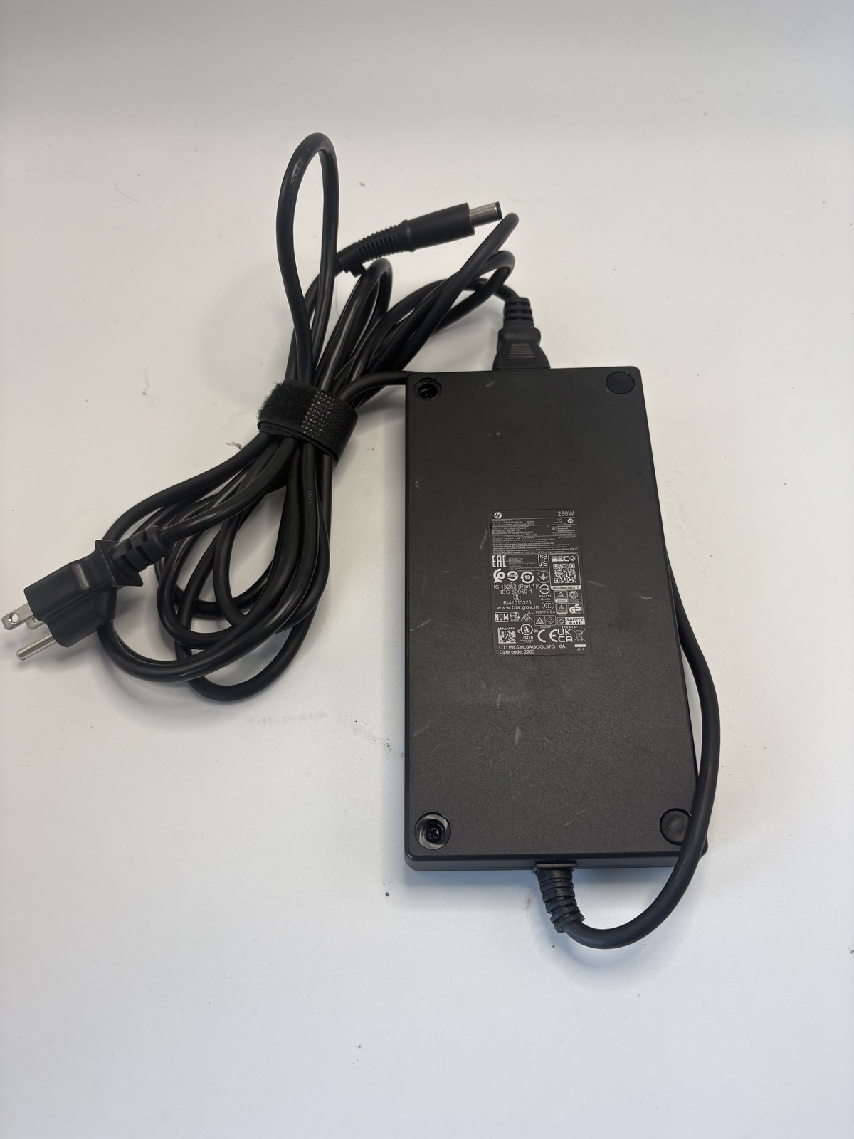 HP 280w 20v 14A TPN-CA25 M52947-002 M52952-001 Barrel Tip Adapter