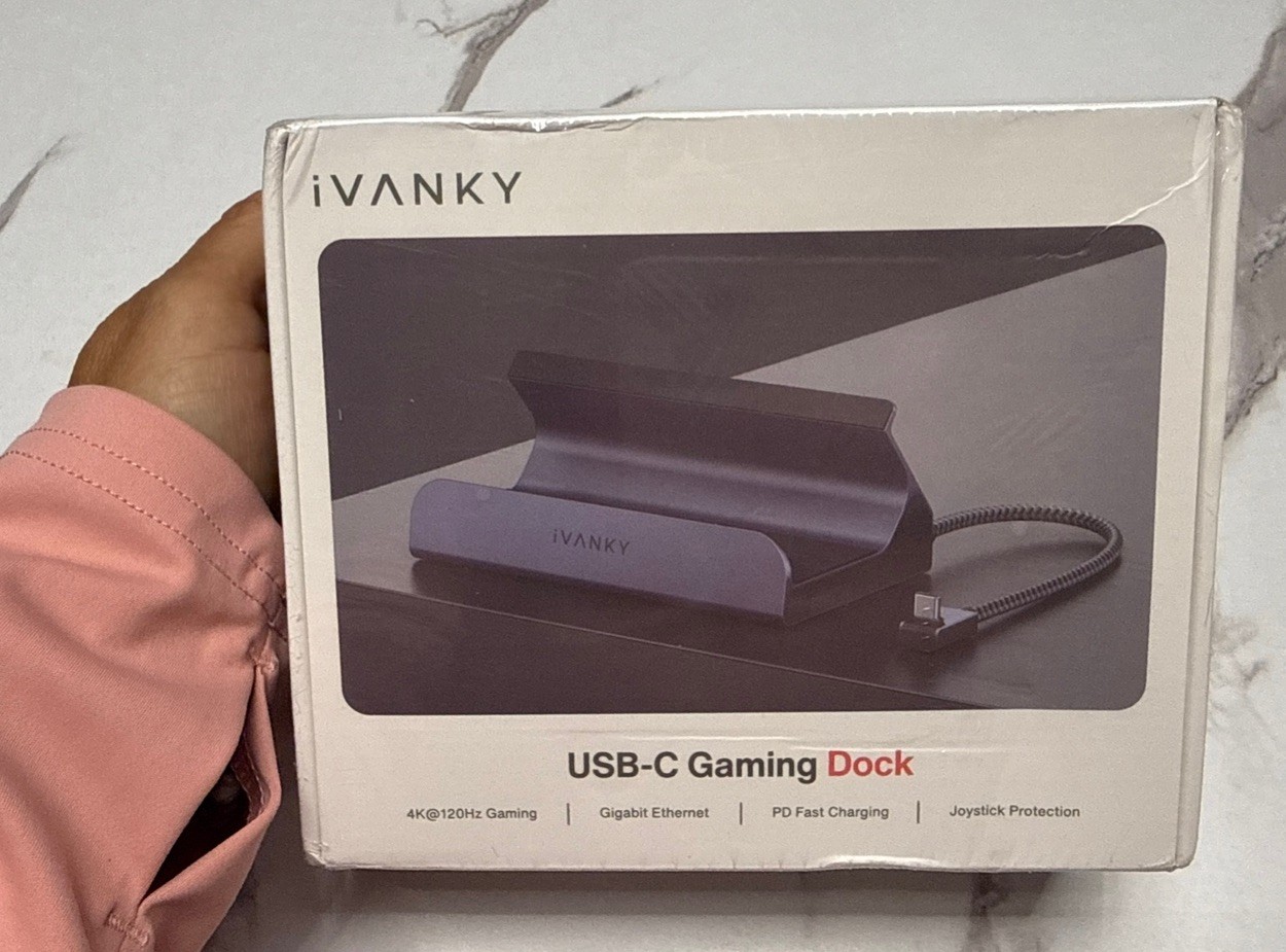 Ivanky 8-in-1 USB-C 3.2 Gaming Dock Gaming Fast Charging Ethernet VCA23