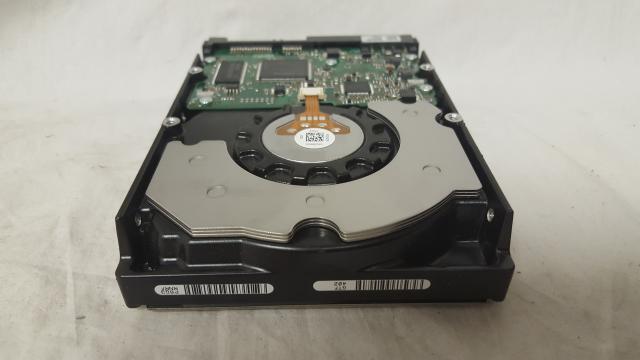 Sun 500GB SATA Hard Drive HUA725050KLA330 PN 390-0383-02 7200 RPM