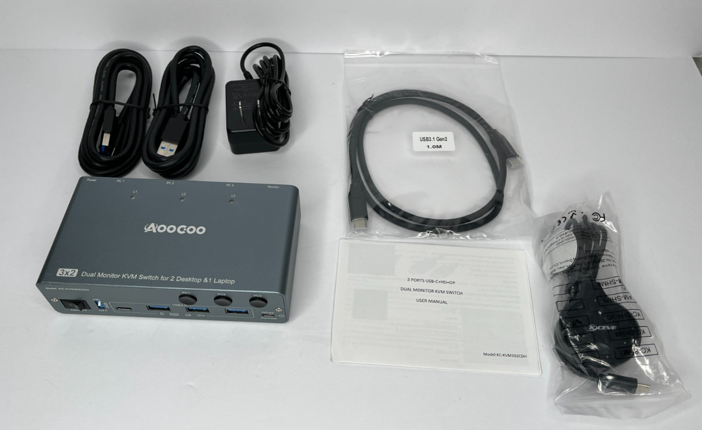 USB C KVM Switch 4K60Hz,Dual Monitor USB C HDMI DP KVM Switch 2 PC /  1 Laptop