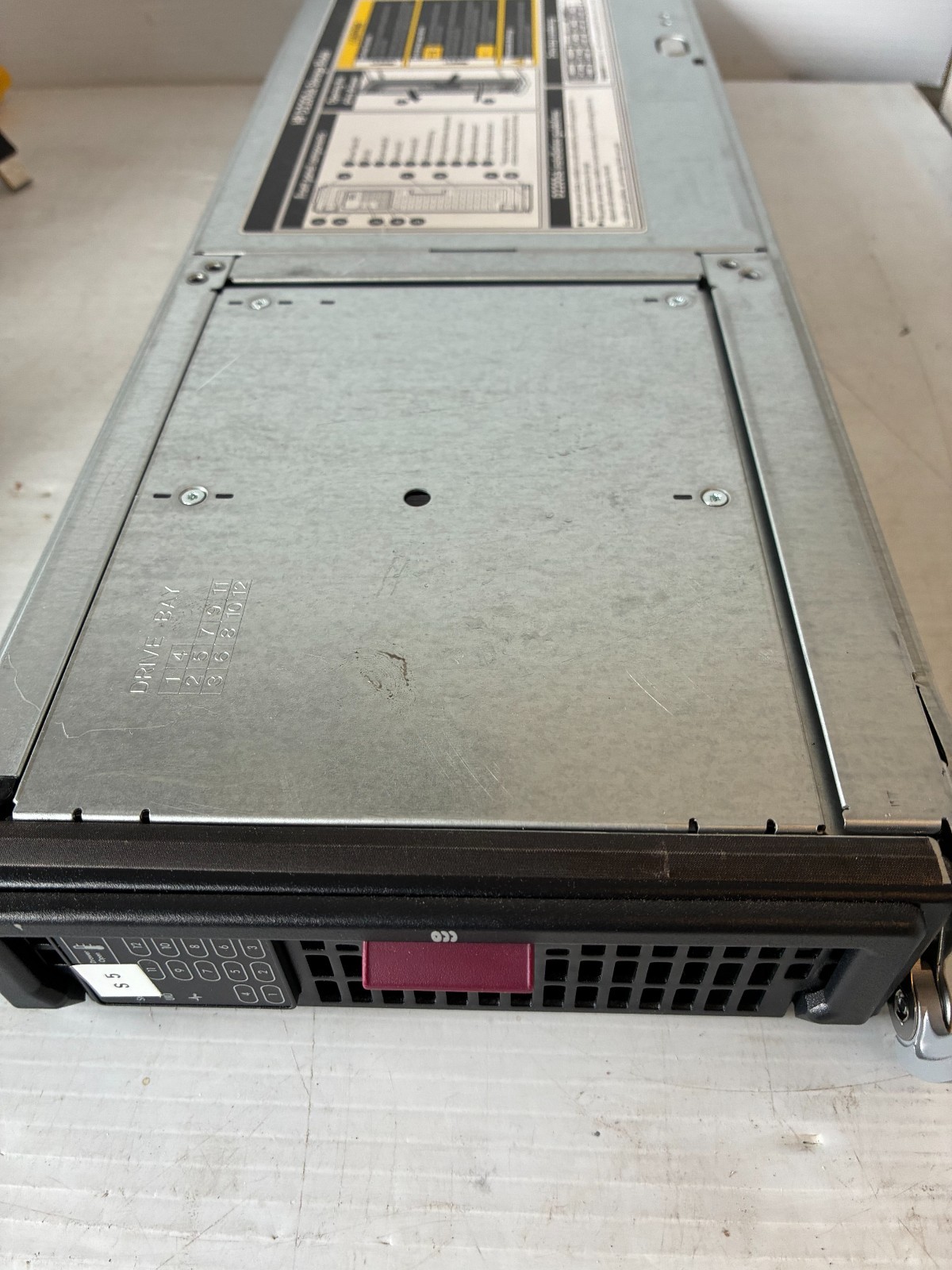 HPE D2220sb - Storage Blade w 12 x 900GB HDD and All Caddy's