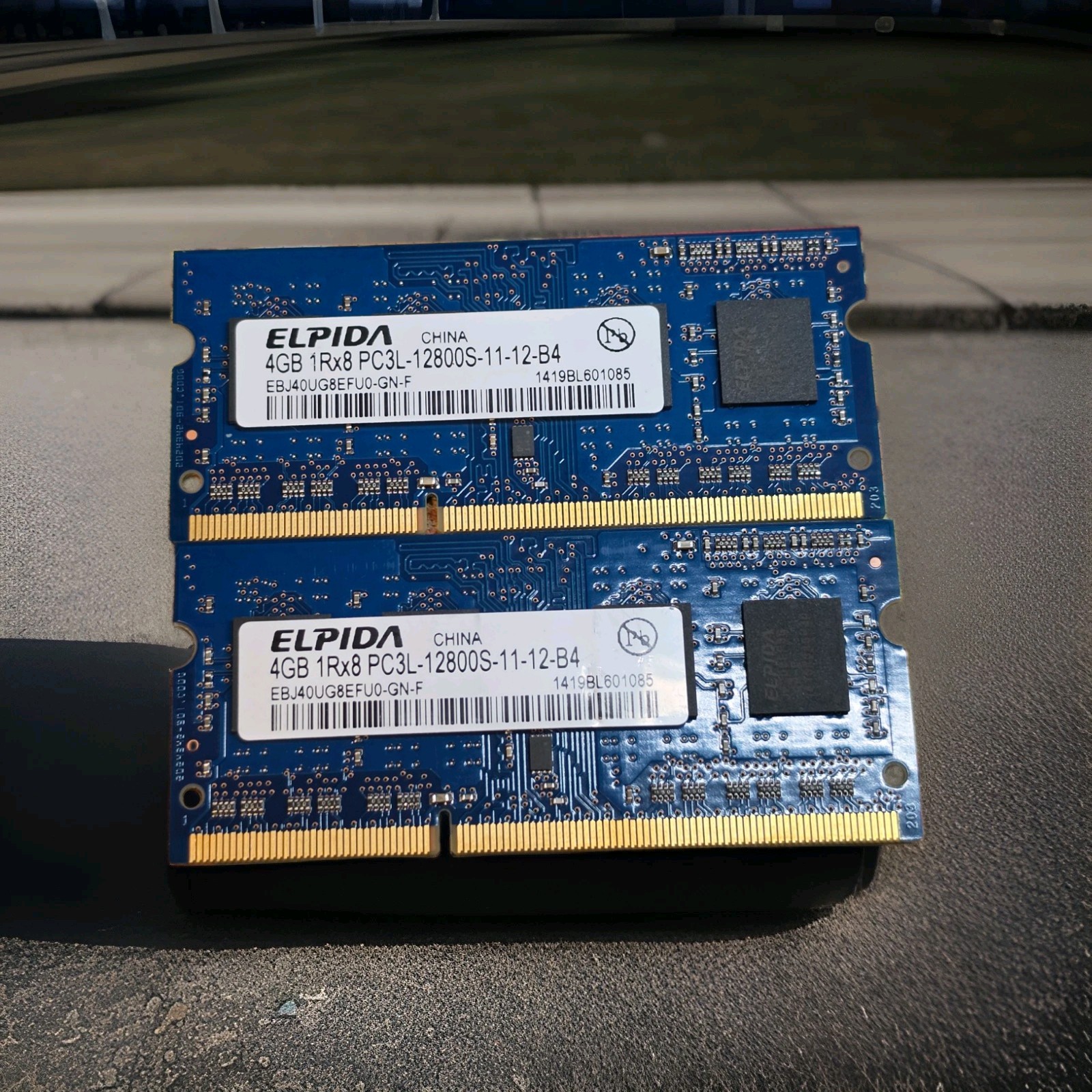 ELPIDA 8GB 2x4GB 1Rx8 PC3L-12800S-11-13-B4 Pair of RAM sticks equal 8GB