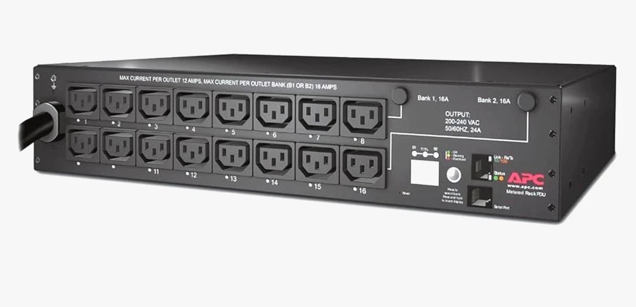 APC AP7911B Switched Rack Power Distribution Unit (PDU) 16 outlet NEW IN BOX