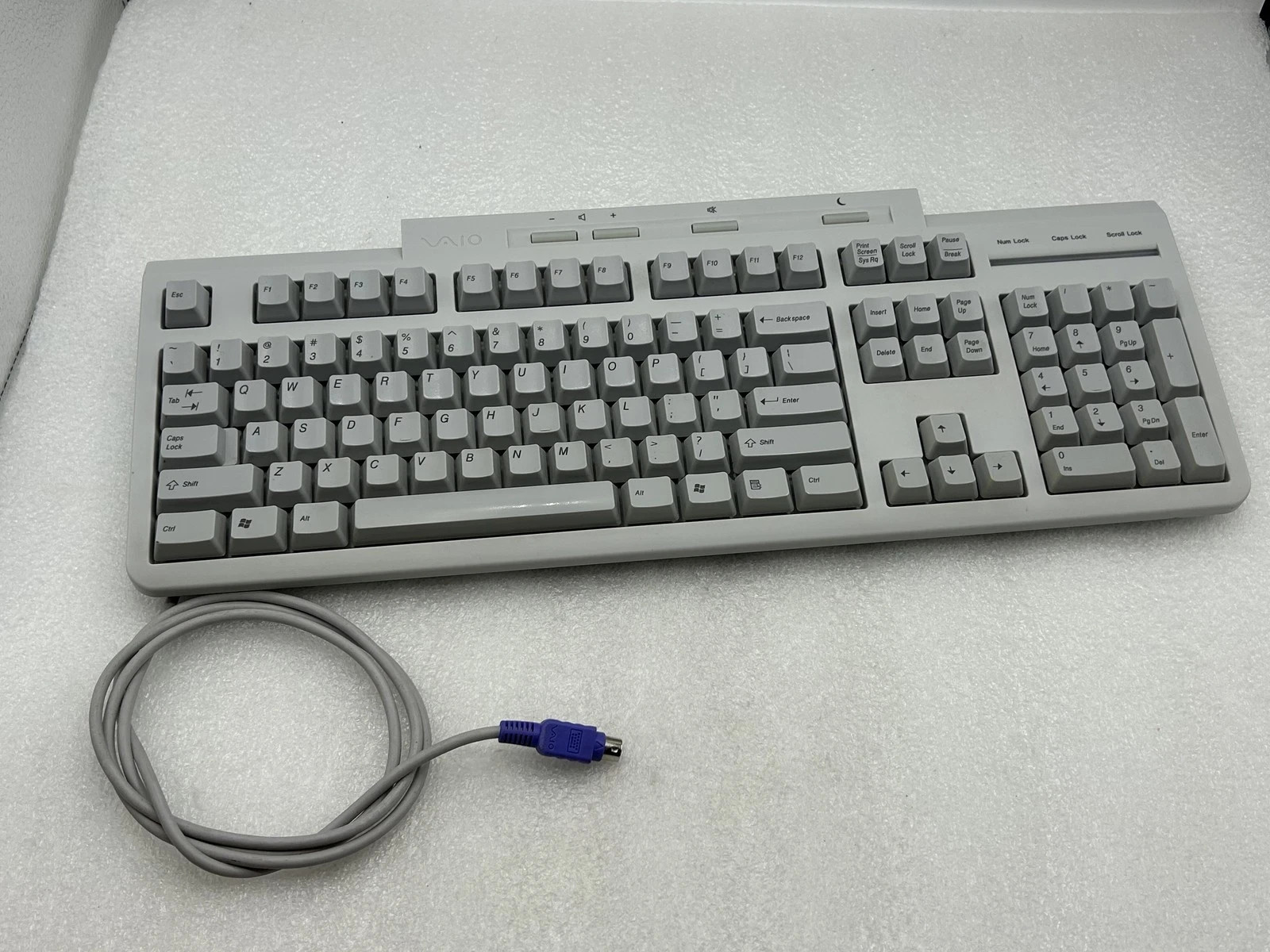 Sony Vaio PCVA-KB4P/U PS/2 Wired Computer Keyboard New Vintage Gaming