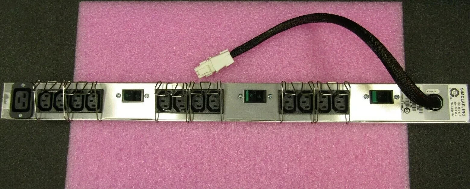 100-885-137 EMC PDU 24A 5060Hz 200-240 VAC P