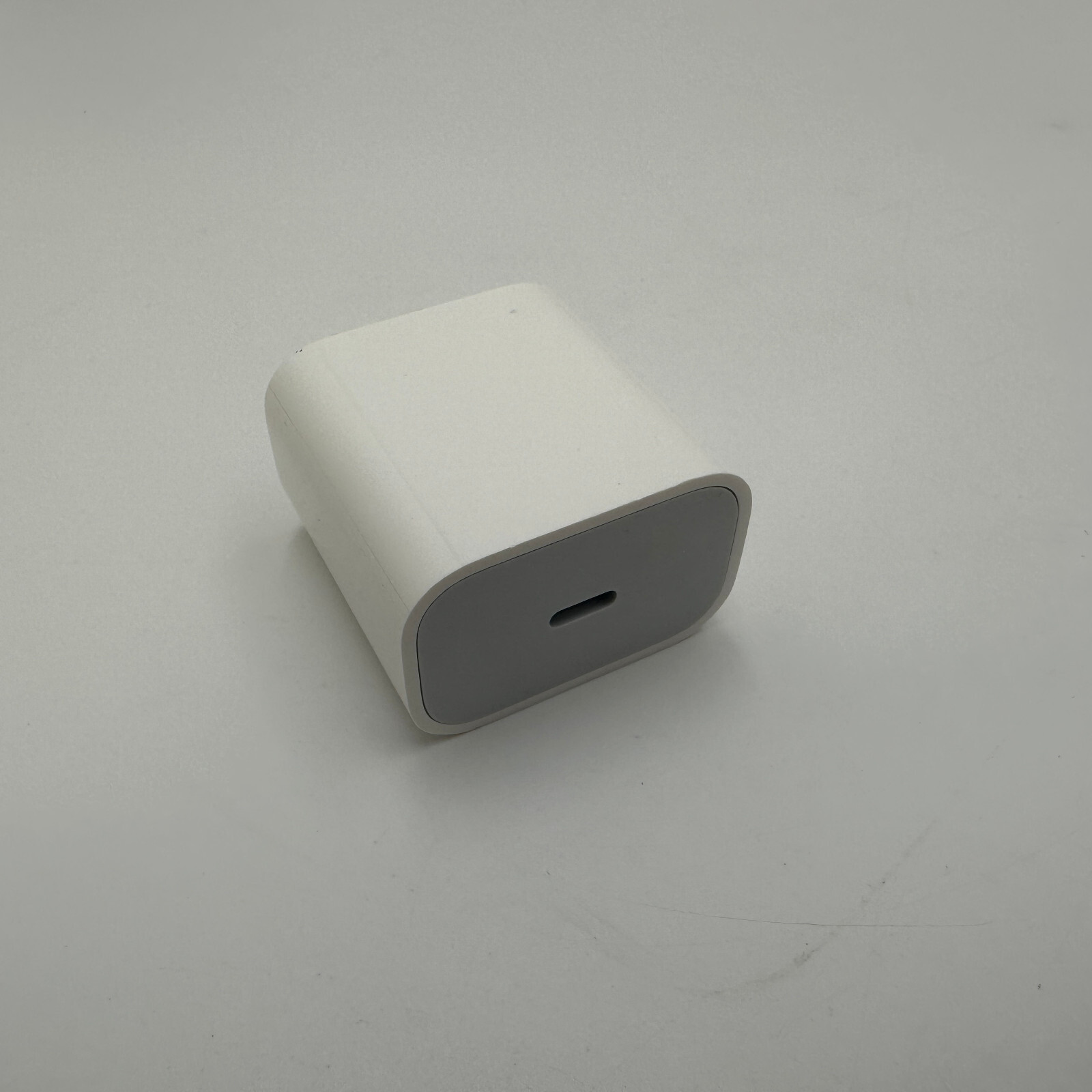 OEM Genuine Original Apple iPad 20W USB-C Wall Charger Power ADAPTER