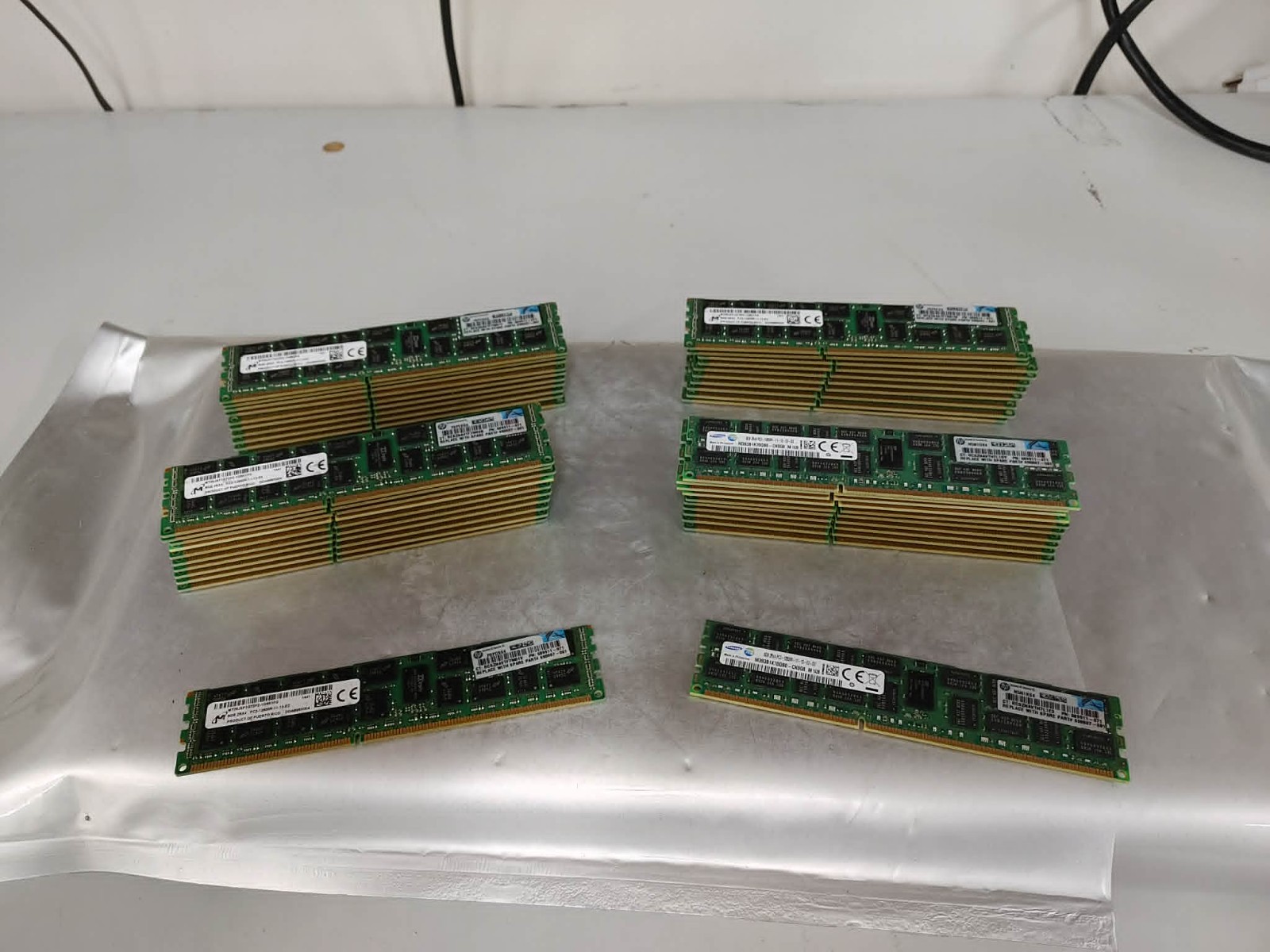 lot 42 HP 689911-071 8GB2Rx4 PC3-12800R DDR3-1600 ECC Registered  Server Memory