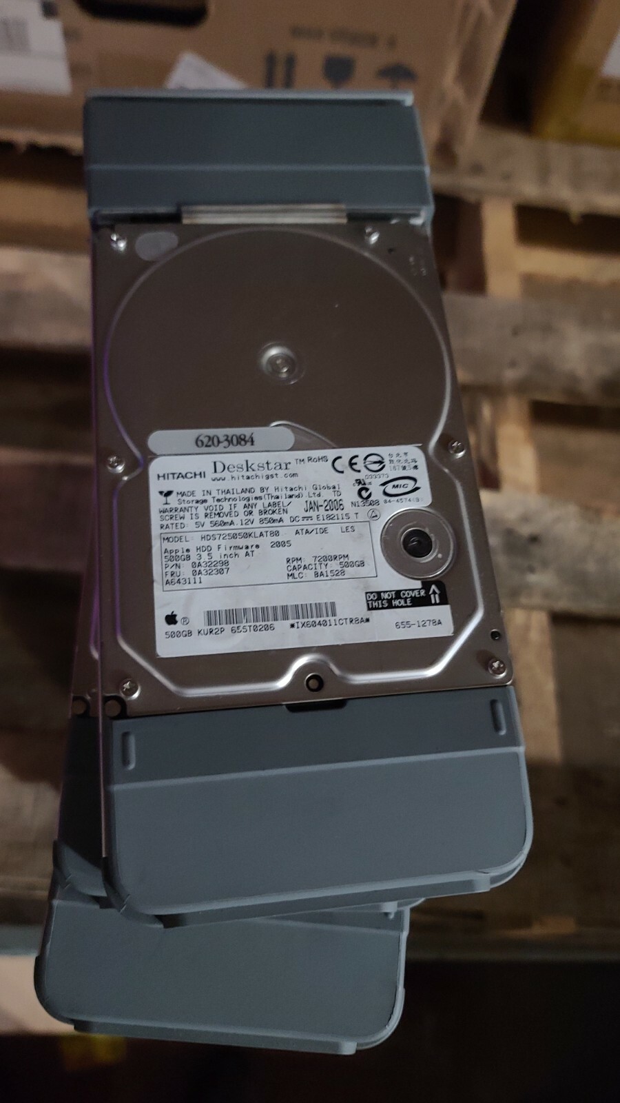 Apple XServe RAID Hitachi HDS725050KLAT80 500GB HD ATA/IDE 0A32298 0A32307 Tray 