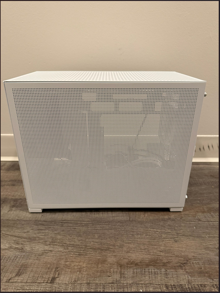 JONSBO D32 Pro White Micro-ATX PC Case + Apevia 600W PSU + 4x NZXT F120Q Fans