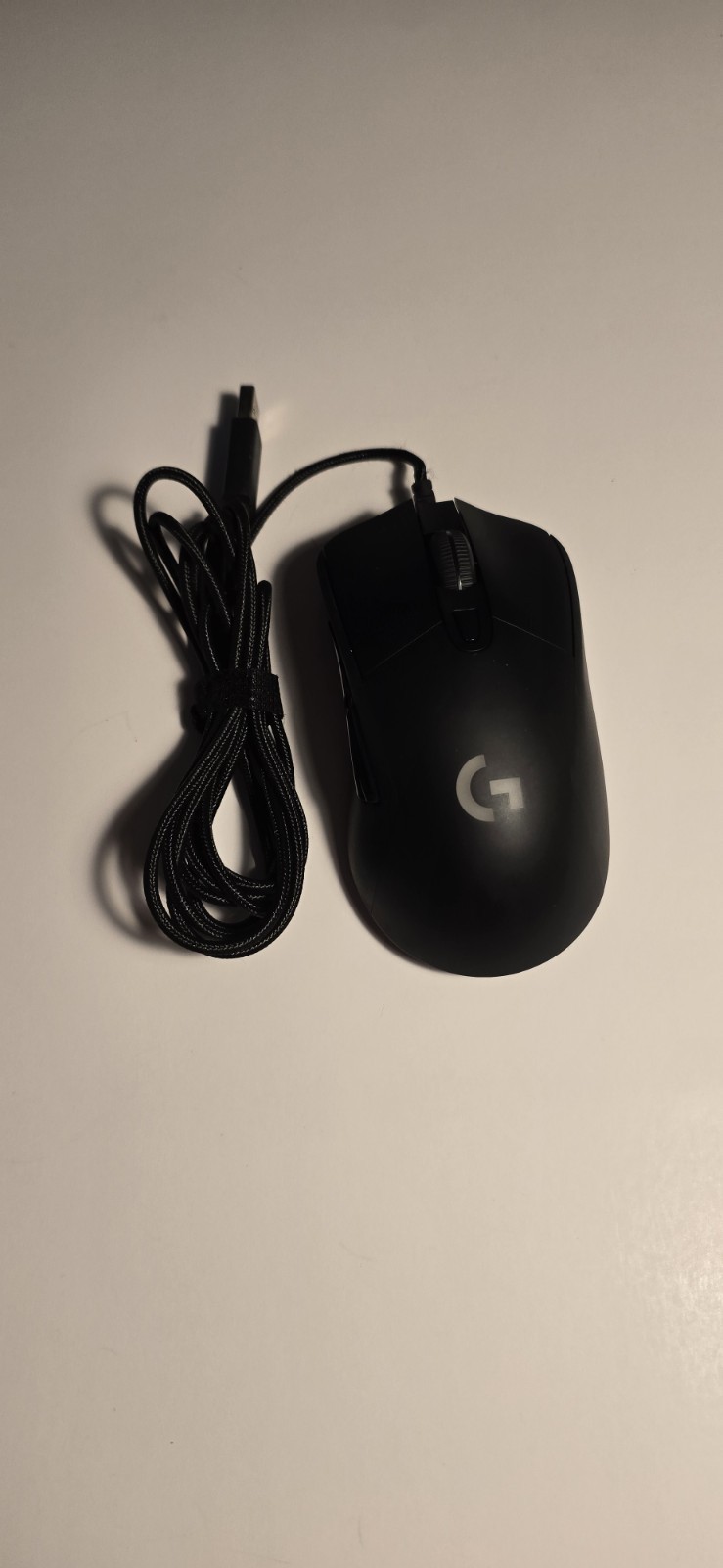 Logitech G403 HERO Wired PC Gaming Mouse Black RGB Led Missing Mouse Feet