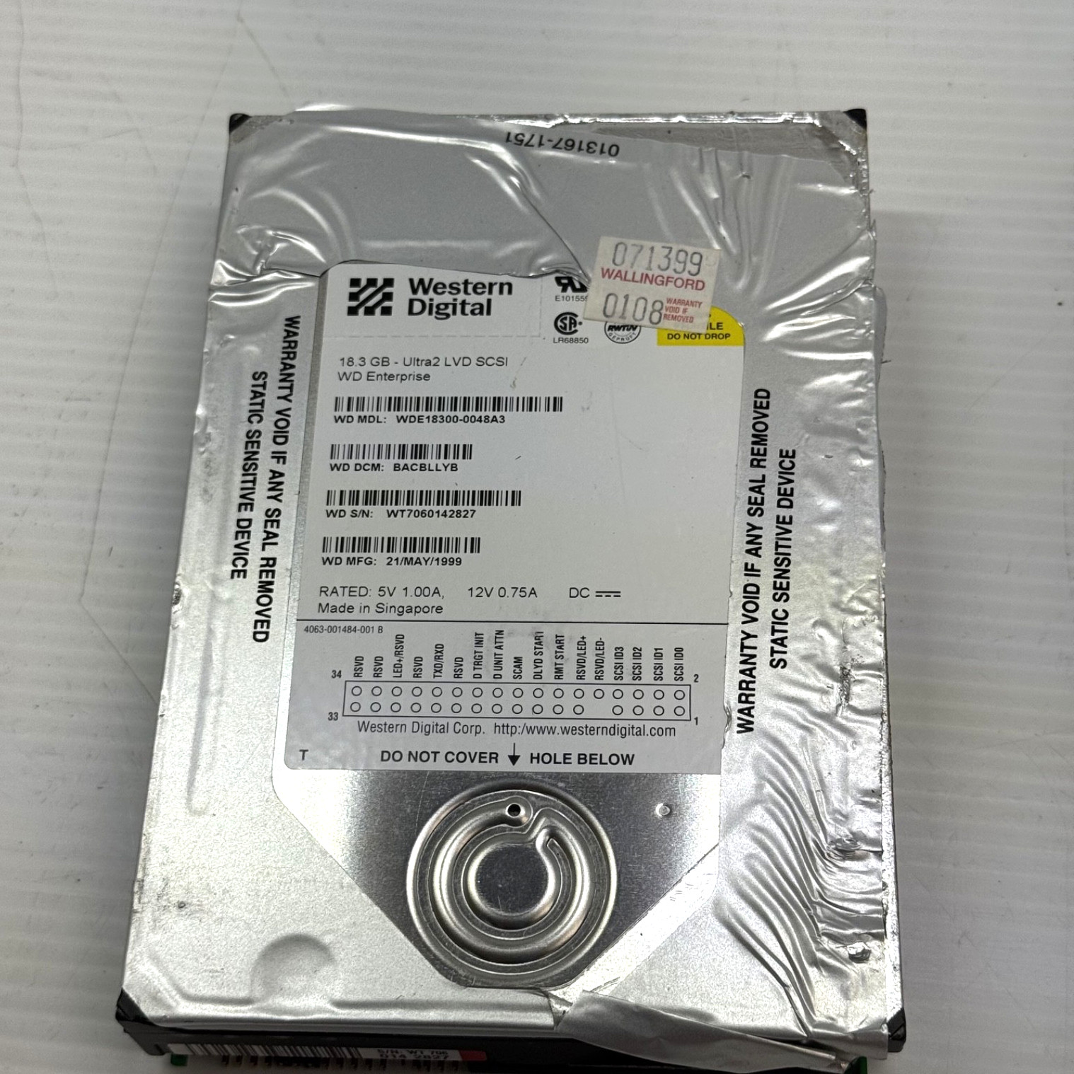 Hard Drive Dell 0007430P 18GB 7.2K RPM WDE18300-1849A2 SCSI 3.5"
