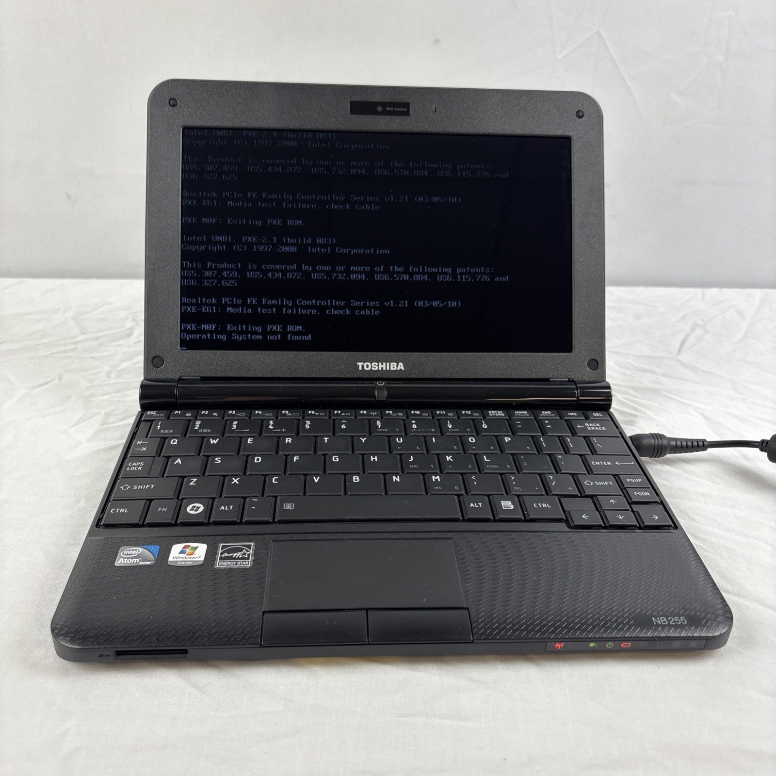 Toshiba NB255 Intel Atom HDD 160GB Black With Charger - No Operating System 