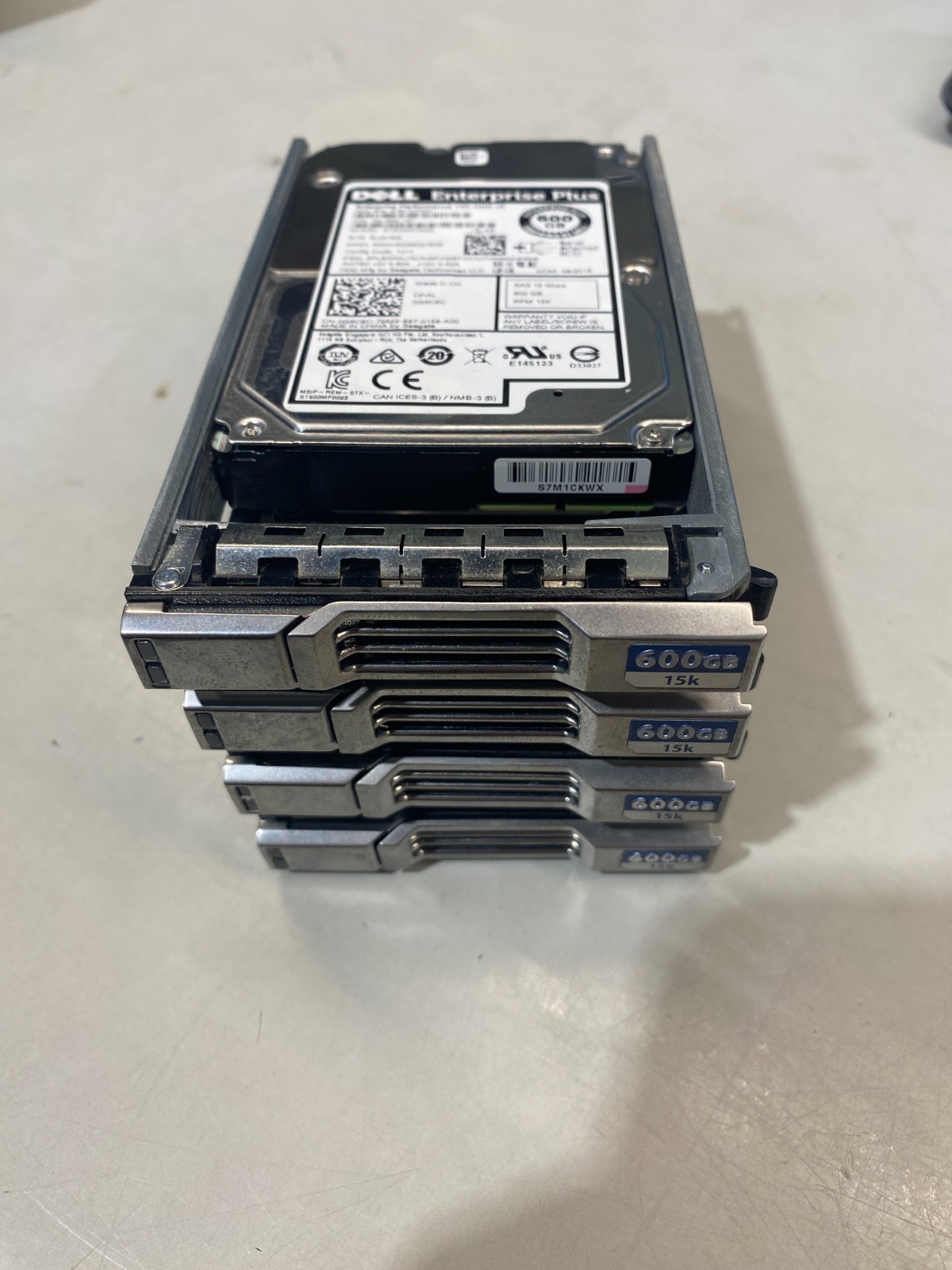 LOT OF 4 Dell Compellent 600GB 15K 2.5" SAS 12Gb/s HDD With Caddy 0G6C6C