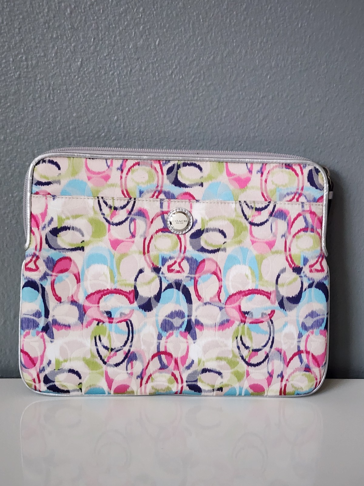 Coach Poppy Ikat Universal Sleeve Zip Around iPad, computer Cover Case 61963 