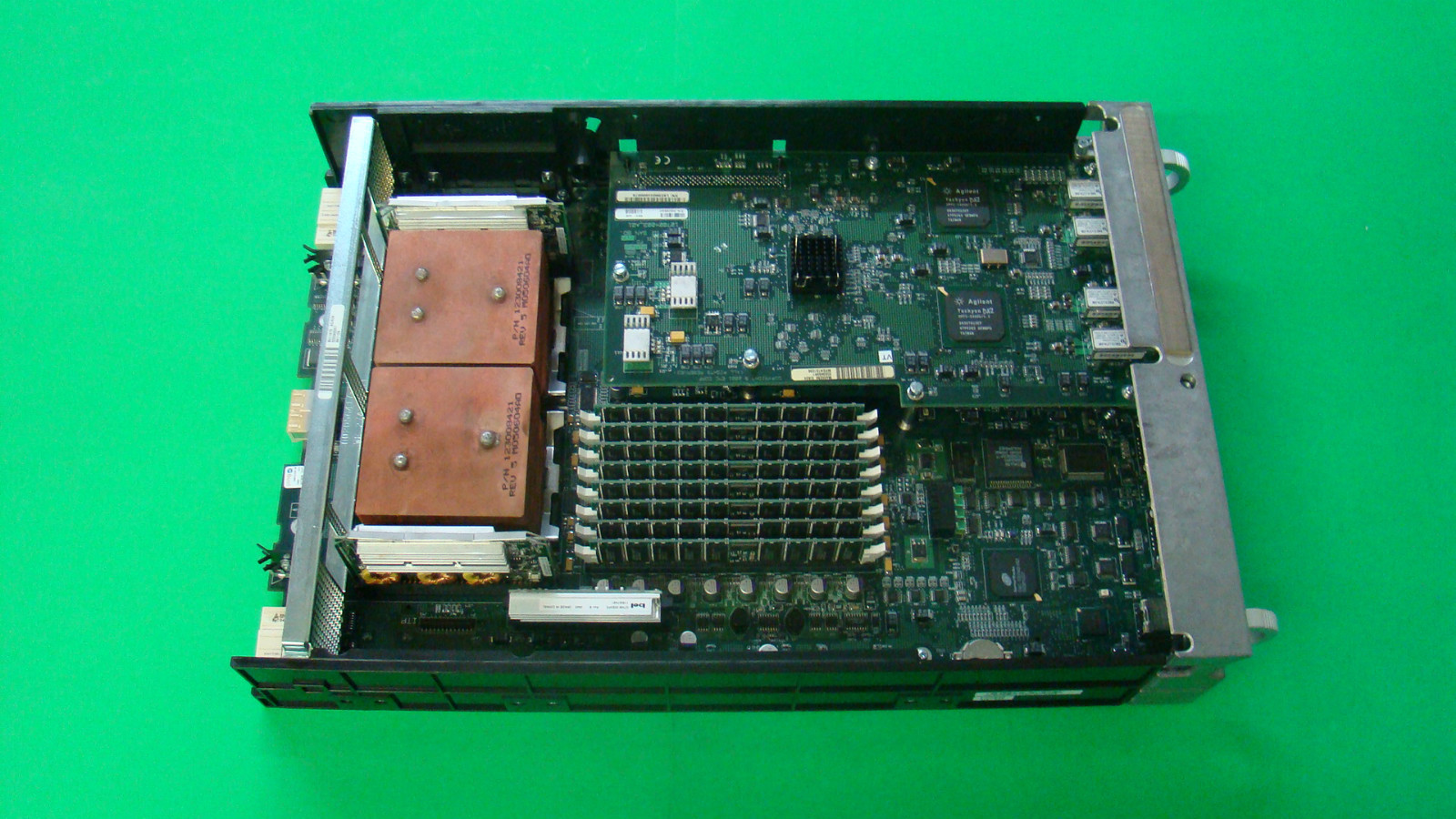 NEW AUTHENTIC Dell EMC Clariion CX700 Series Storage Processor Module U2600