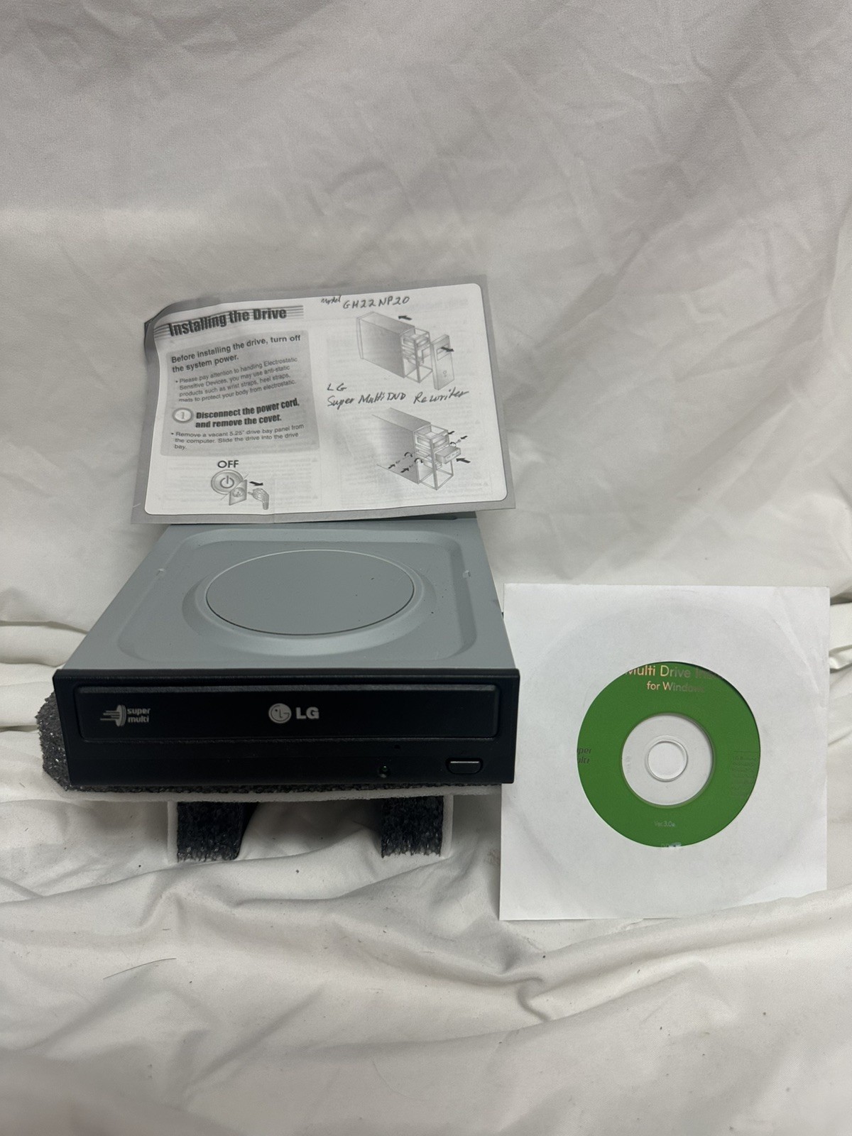  LG GH22NP20 Super Multi DVD Rewriter Internal Drive 22x IDE PATA CD-RW Reader