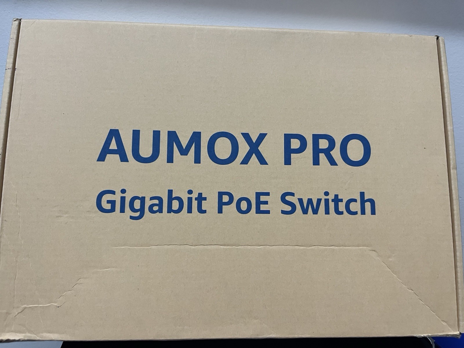 16 Port Gigabit PoE Switch,AUMOX PRO SG518P 18 Ethernet Unmanaged PoE