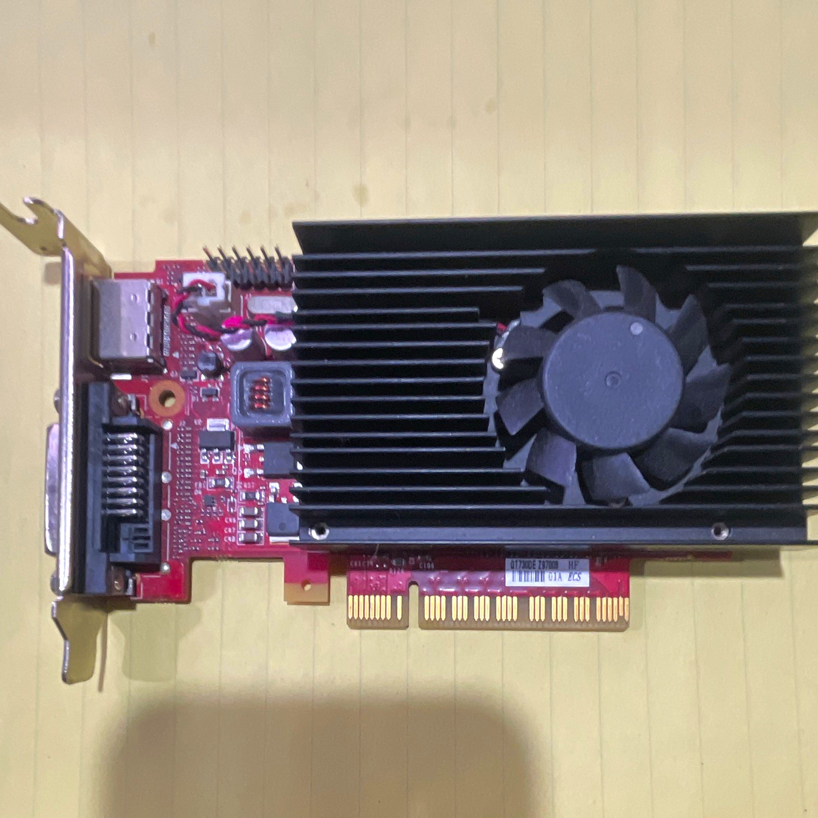NVIDIA GeForce GT 730 2GB DDR3 PCIe x16 DVI HDMI  Fan Heatsink half height