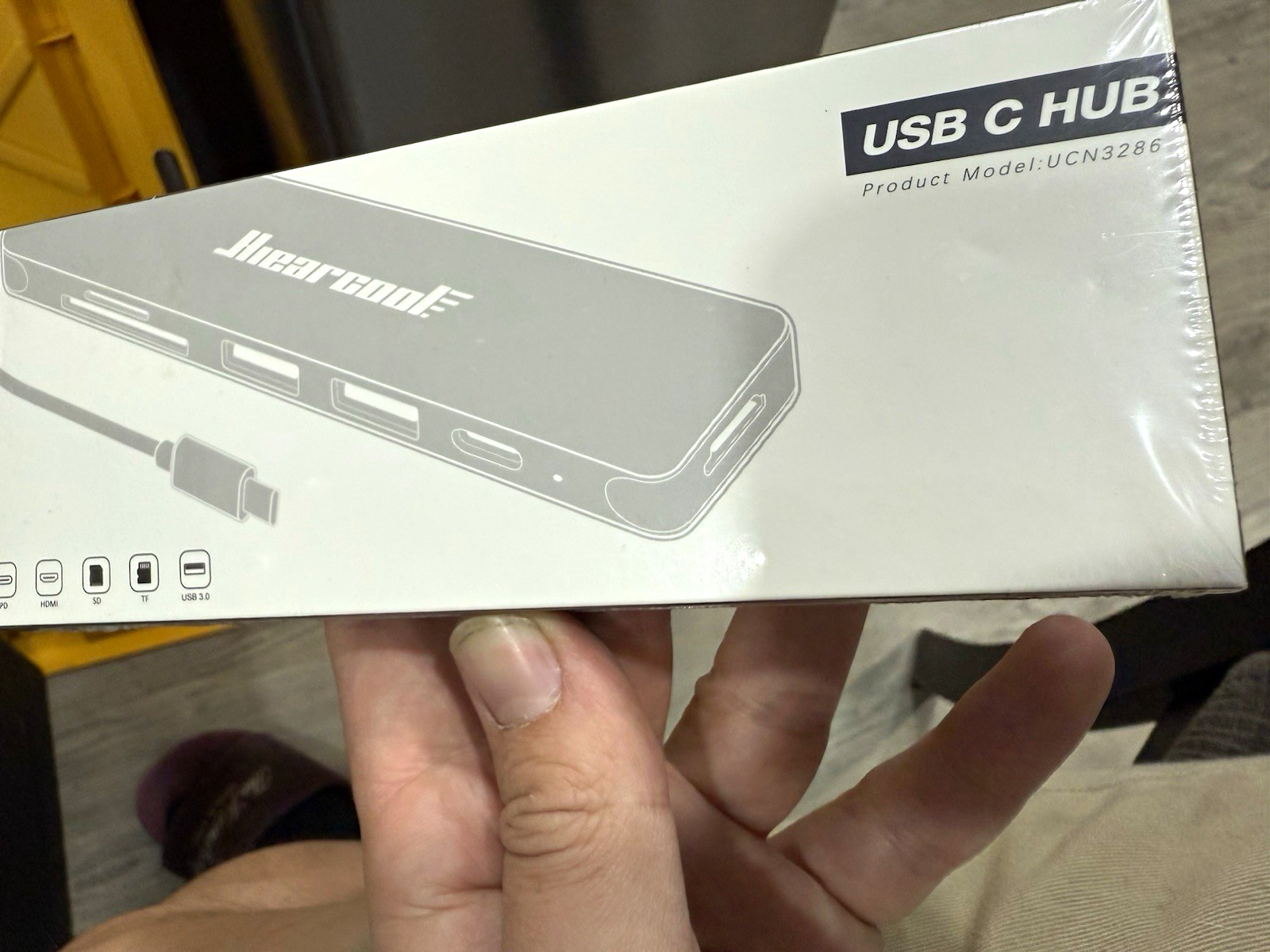 Hiearcool UCN3286 USB-C Hub HDMI USB 3.0 USB-C Female Portable Gray 0.5ft