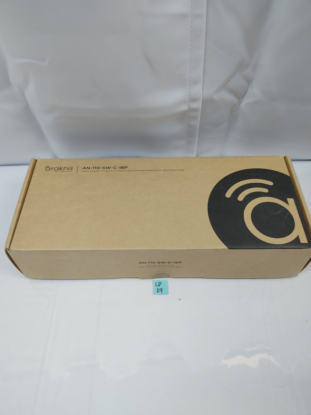 Araknis AN-110-SW-C-16P Unmanaged Gigabit Network