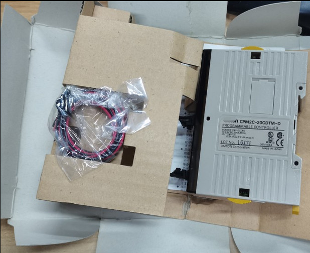1PC new CPM2C-20CDTM-D  by DHL or Fedex