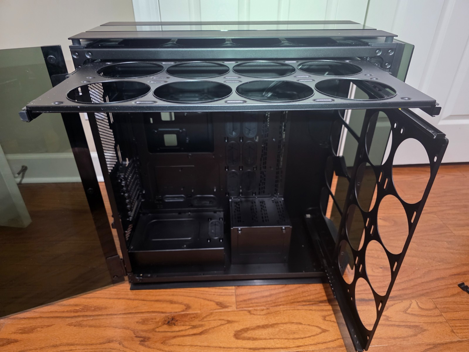 Corsair Obsidian 1000D Full Tower Case - LOCAL PICKUP
